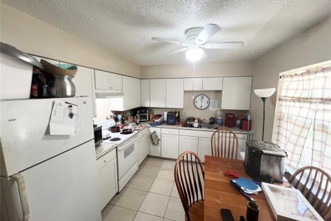 Propiedad comercial en venta en Bradenton, Florida, 4 dormitorios, 165.55 m2 № 1778623 - foto 8