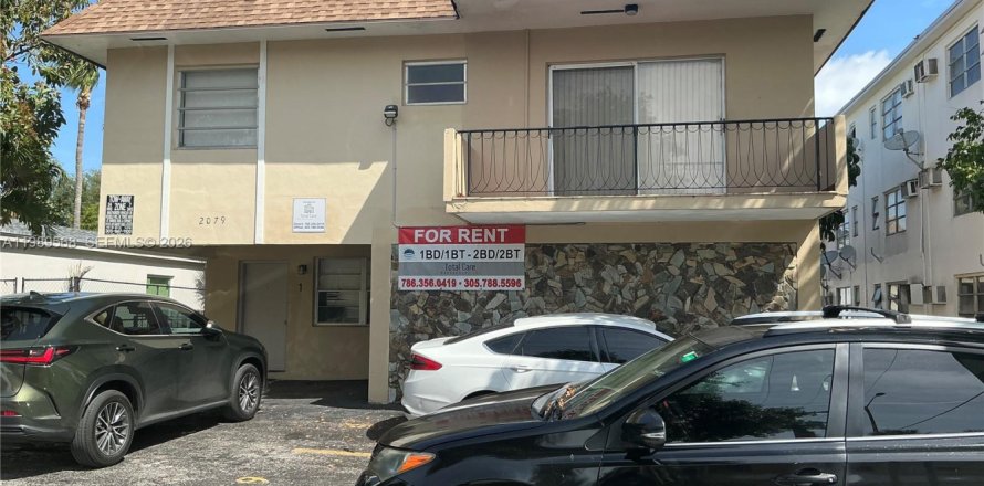 Дом в Норт-Майами-Бич, Флорида 2 спальни, 83.61м2 № 2058466