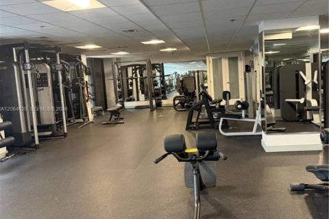 Condominio en alquiler en Miami, Florida, 1 dormitorio, 64.1 m2 № 2339850 - foto 21