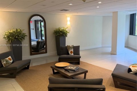 Condominio en alquiler en Miami, Florida, 1 dormitorio, 64.1 m2 № 2339850 - foto 24