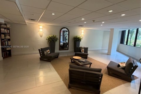 Condominio en alquiler en Miami, Florida, 1 dormitorio, 64.1 m2 № 2339850 - foto 23