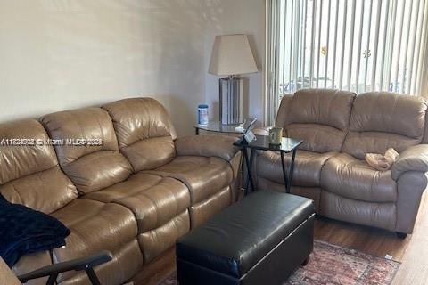 Condo in Delray Beach, Florida, 2 bedrooms  № 1788646 - photo 9
