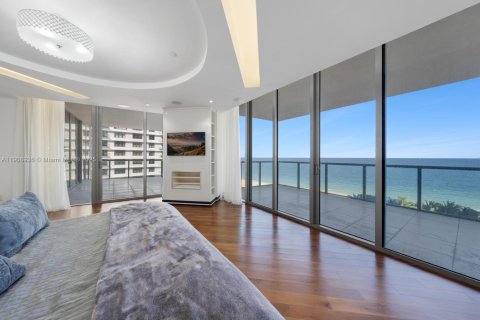 Condominio en venta en Bal Harbour, Florida, 3 dormitorios, 360.83 m2 № 1964385 - foto 6