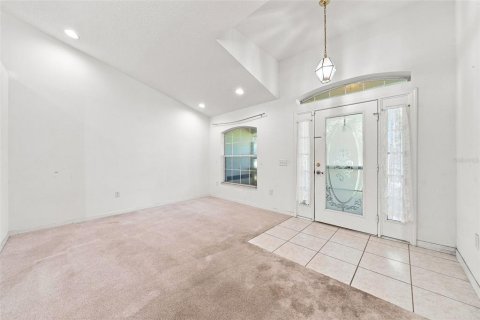 Villa ou maison à vendre à Eustis, Floride: 3 chambres, 193.52 m2 № 2359312 - photo 5