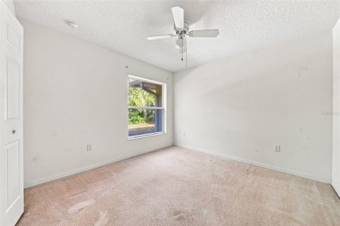 Villa ou maison à vendre à Eustis, Floride: 3 chambres, 193.52 m2 № 2359312 - photo 24