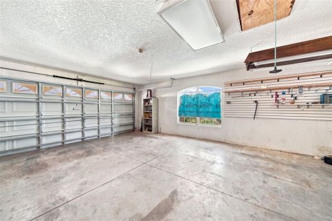 Villa ou maison à vendre à Eustis, Floride: 3 chambres, 193.52 m2 № 2359312 - photo 30