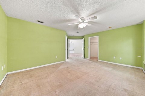 Villa ou maison à vendre à Eustis, Floride: 3 chambres, 193.52 m2 № 2359312 - photo 17
