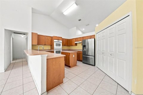 Villa ou maison à vendre à Eustis, Floride: 3 chambres, 193.52 m2 № 2359312 - photo 8