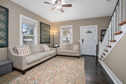 Villa ou maison à vendre à DeLand, Floride: 5 chambres, 227.61 m2 № 2141989 - photo 8