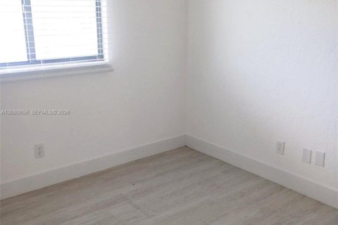 Condo in Cocoa, Florida, 2 bedrooms  № 2381767 - photo 6