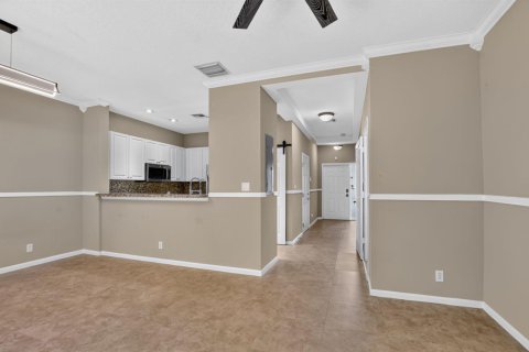 Touwnhouse à louer à Coral Springs, Floride: 3 chambres, 135.27 m2 № 2372361 - photo 12