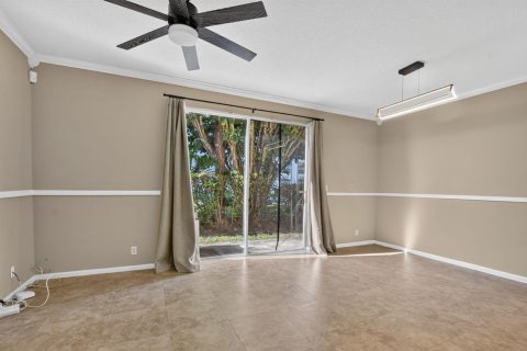 Touwnhouse à louer à Coral Springs, Floride: 3 chambres, 135.27 m2 № 2372361 - photo 10