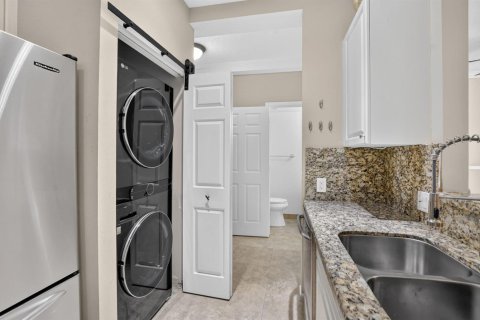 Touwnhouse à louer à Coral Springs, Floride: 3 chambres, 135.27 m2 № 2372361 - photo 18