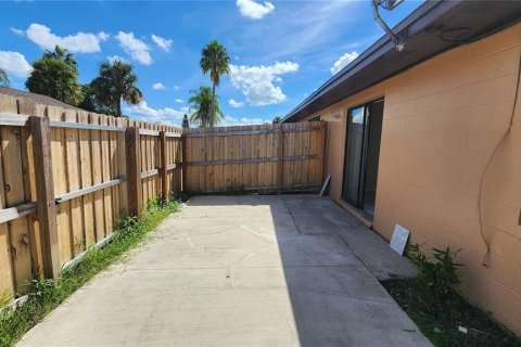 Copropriété à louer à Kissimmee, Floride: 2 chambres, 92.07 m2 № 2148865 - photo 13