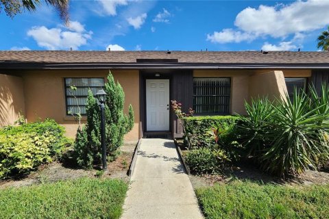 Condo à Kissimmee, Floride, 2 chambres  № 2148865