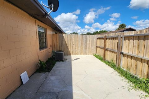 Copropriété à louer à Kissimmee, Floride: 2 chambres, 92.07 m2 № 2148865 - photo 14