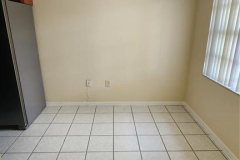Copropriété à louer à Kissimmee, Floride: 2 chambres, 92.07 m2 № 2148865 - photo 6