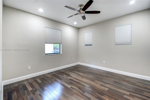 Villa ou maison à vendre à Doral, Floride: 4 chambres, 324.69 m2 № 2011148 - photo 24
