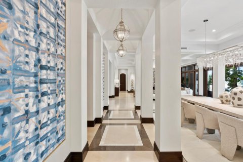 Купить виллу или дом в Форт-Лодердейл, Флорида 6 спален, 830.17м2, № 1942135 - фото 21