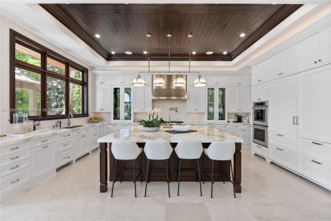 Купить виллу или дом в Форт-Лодердейл, Флорида 6 спален, 830.17м2, № 1942135 - фото 28