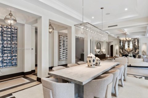 Купить виллу или дом в Форт-Лодердейл, Флорида 6 спален, 830.17м2, № 1942135 - фото 25