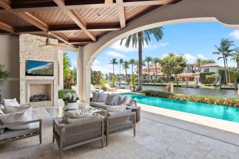 Купить виллу или дом в Форт-Лодердейл, Флорида 6 спален, 830.17м2, № 1942135 - фото 15