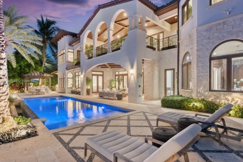 Купить виллу или дом в Форт-Лодердейл, Флорида 6 спален, 830.17м2, № 1942135 - фото 3