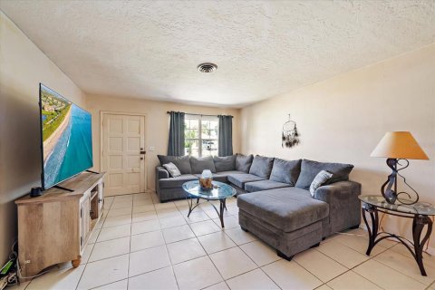 House in Venice, Florida 2 bedrooms, 102.29 sq.m. № 1886875 - photo 7