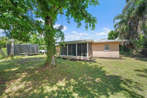 House in Venice, Florida 2 bedrooms, 102.29 sq.m. № 1886875 - photo 26