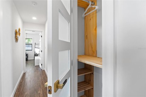 Villa ou maison à vendre à Edgewater, Floride: 2 chambres, 113.53 m2 № 2093535 - photo 23