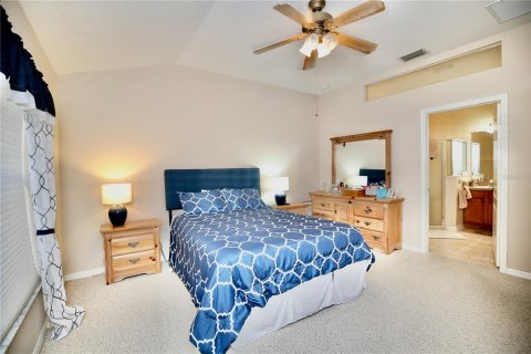 Villa ou maison à vendre à Land O' Lakes, Floride: 2 chambres, 158.49 m2 № 2094599 - photo 23