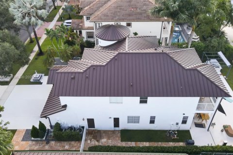 Villa ou maison à louer à Miramar, Floride: 4 chambres, 275.27 m2 № 1969952 - photo 4