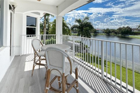 Villa ou maison à louer à Miramar, Floride: 4 chambres, 275.27 m2 № 1969952 - photo 21