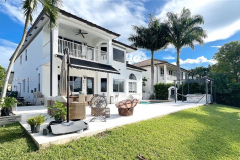 Villa ou maison à louer à Miramar, Floride: 4 chambres, 275.27 m2 № 1969952 - photo 16