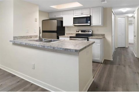 Купить кондоминиум в Киссимми, Флорида 6 комнат, 119.57м2, № 1734279 - фото 7