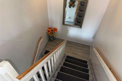 Купить виллу или дом в Майами-Гарденс, Флорида 3 спальни, 190.82м2, № 2026822 - фото 8