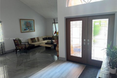 Купить виллу или дом в Майами-Гарденс, Флорида 3 спальни, 190.82м2, № 2026822 - фото 4