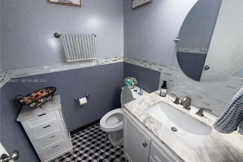 Купить виллу или дом в Майами-Гарденс, Флорида 3 спальни, 190.82м2, № 2026822 - фото 10