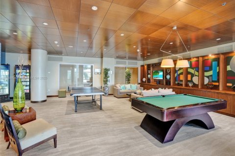 Condo in Sunrise, Florida, 2 bedrooms  № 1941030 - photo 27