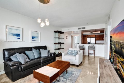 Condo in Sunrise, Florida, 2 bedrooms  № 1941030 - photo 3