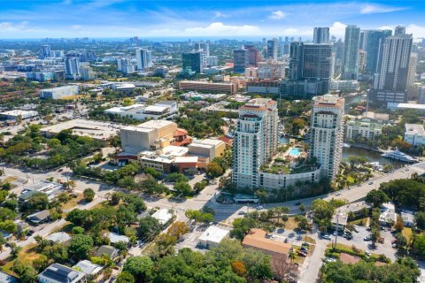 Casa en venta en Fort Lauderdale, Florida, 2 dormitorios, 94.11 m2 № 2268030 - foto 7