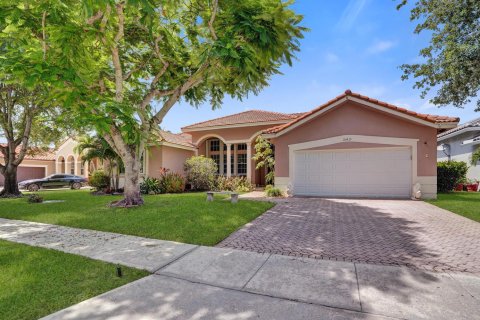 Casa en venta en Pembroke Pines, Florida, 3 dormitorios, 211.91 m2 № 2179505 - foto 29
