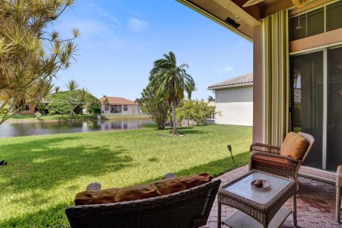 Casa en venta en Pembroke Pines, Florida, 3 dormitorios, 211.91 m2 № 2179505 - foto 28