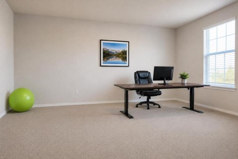 House in Winter Haven, Florida 4 bedrooms, 268.86 sq.m. № 2112638 - photo 6