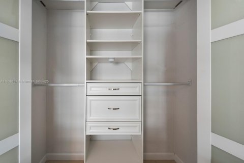 Condo in Fort Lauderdale, Florida, 1 bedroom  № 1967103 - photo 19