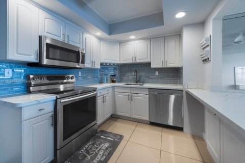 Condo in Fort Lauderdale, Florida, 1 bedroom  № 1967103 - photo 8