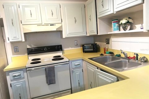 Condominio en venta en Ormond Beach, Florida, 1 dormitorio, 77.76 m2 № 2213283 - foto 9