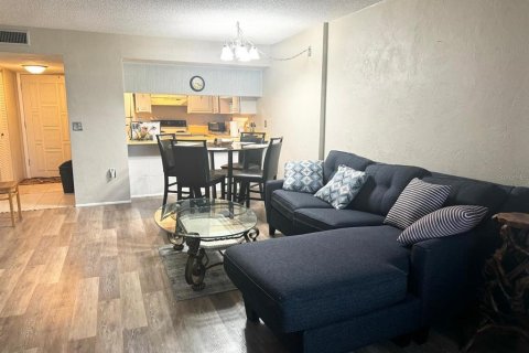 Condominio en venta en Ormond Beach, Florida, 1 dormitorio, 77.76 m2 № 2213283 - foto 12