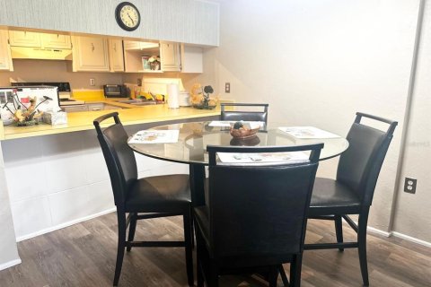 Condominio en venta en Ormond Beach, Florida, 1 dormitorio, 77.76 m2 № 2213283 - foto 14