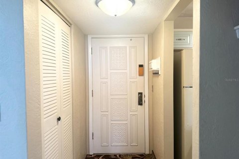 Condominio en venta en Ormond Beach, Florida, 1 dormitorio, 77.76 m2 № 2213283 - foto 6